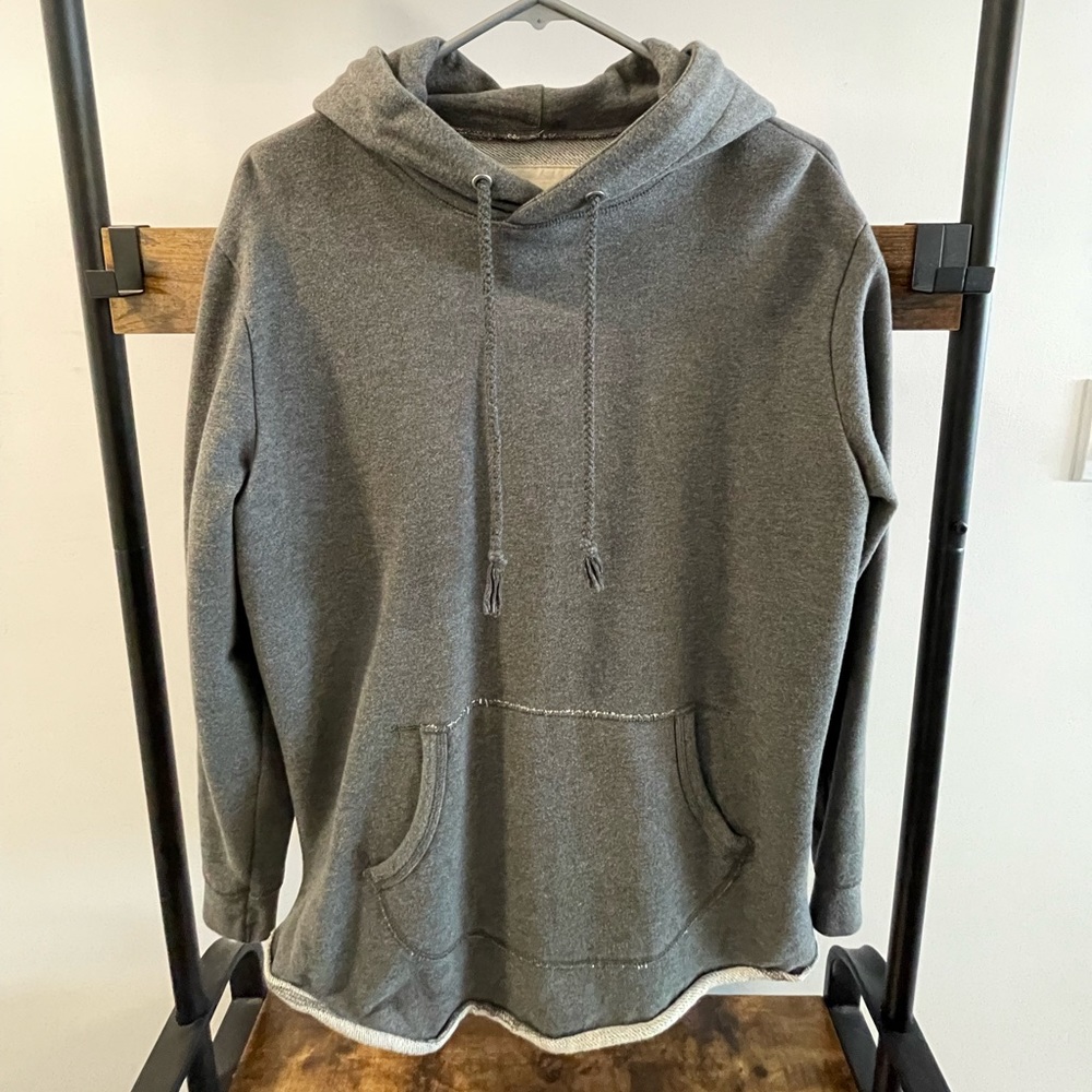 Kith frayed Hoodie. Size: M